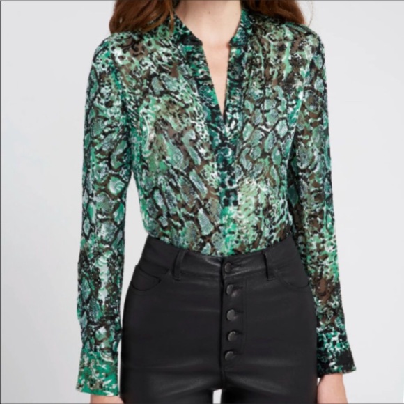 Alice and Olivia Amos Animal Print Blouse 販売買取 アリスアンドオリビアのトップス Tシャツ/カットソー(半袖/袖なし)